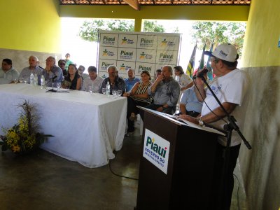 Guedes discursa em Joca Marques